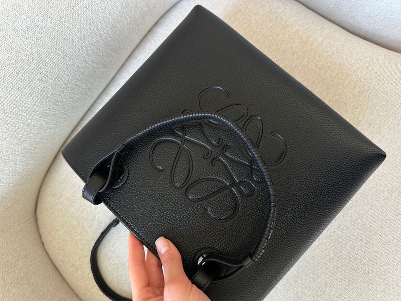 Сумка Loewe Anagram Small Leather Tote Bag in Black 9116 фото