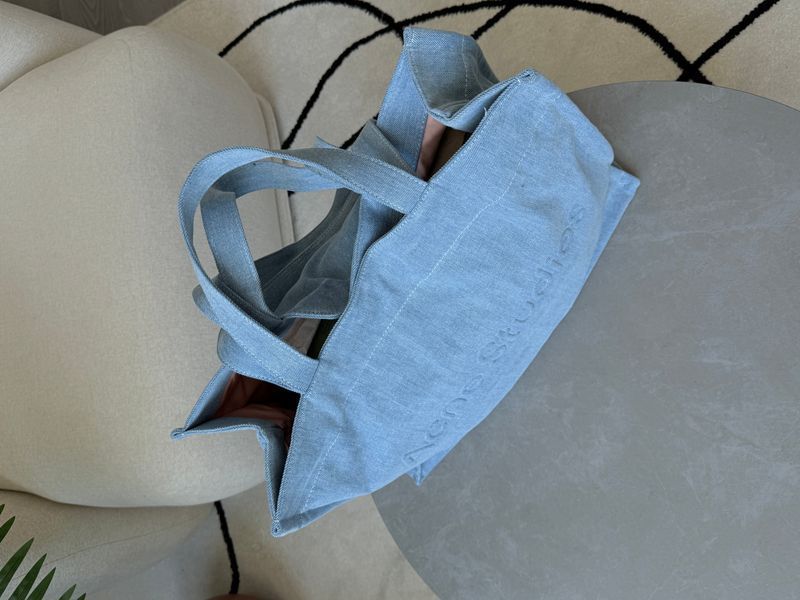 Сумка Acne Studios Logo-Embossed Distressed Denim Tote Bag 991048 фото