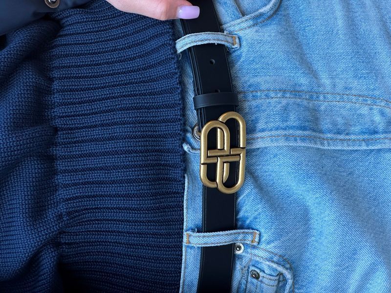 Ремінь Balenciaga Thin Belt in Black Calfskin and Aged-Gold Buckle 66153 фото