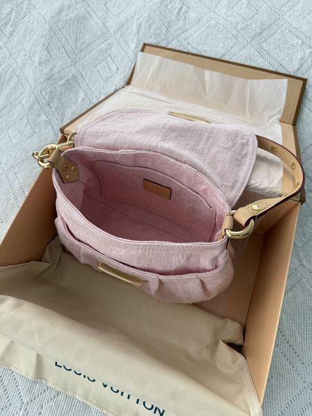 Сумка Louis Vuitton Sunset Monogram Denim Washed Pink 165 фото