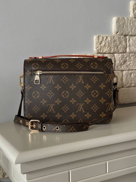 Сумка Louis Vuitton Pochette Metis in Monogram Coated Canvas 1023 фото