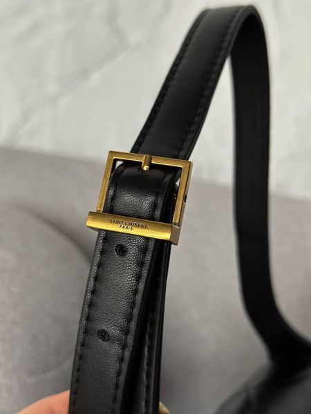 Сумка Saint Laurent Le 57 Quilted Hobo Bag in Black Leather 0357 фото