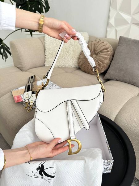 Сумка Dior Saddle Bag with Strap in Latte Grained Calfskin 0376 фото