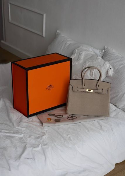 Сумка Herm&eacute;s Birkin 30 in Gris Veau Doblis Suede/Gold Hardware 0592 фото