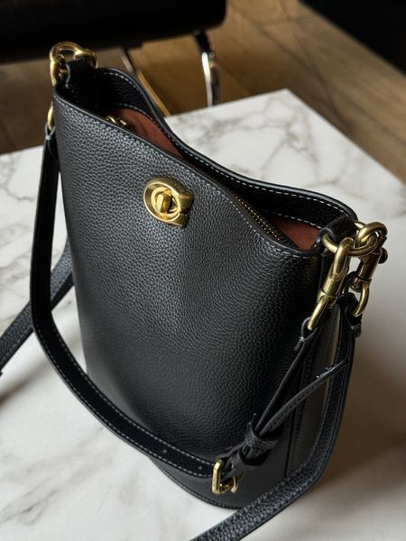 Сумка Coach Willow Soft Bucket Bag Black/Gold 99714 фото