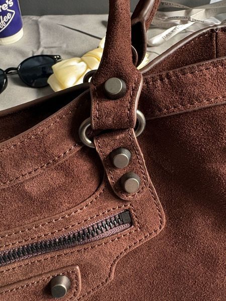 Cумка Balenciaga Le City Bag Small in Light Espresso Suede Calfskin/Brass hardware 012599 фото