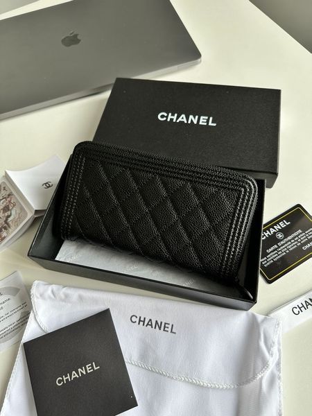 Кошелек Chanel Boy Wallet in Black Caviar Quilted Leather/Silver Metal 88158 фото