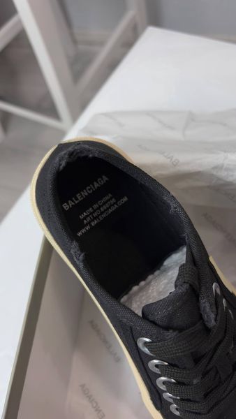 Женские кеды Balenciaga Paris Low-Top Dirty Sneakers in Black Canvas Premium 36 94255 фото