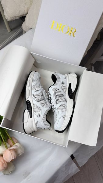 Жіночі кросівки Dior Chrono Sneaker White 36 94347 фото