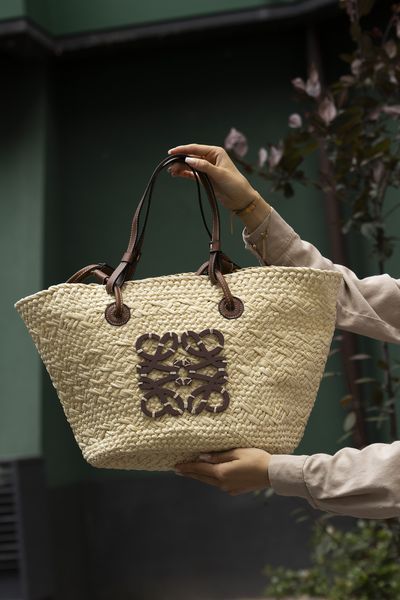 Соломенная сумка Loewe Medium Anagram Raffia Basket Bag Natural/Tan 97544 фото