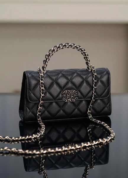 Сумка Chanel Top Handle Clutch with Chain in Black Quilted Caviar Leather with Gold Hardware Premium Quality 3965 фото