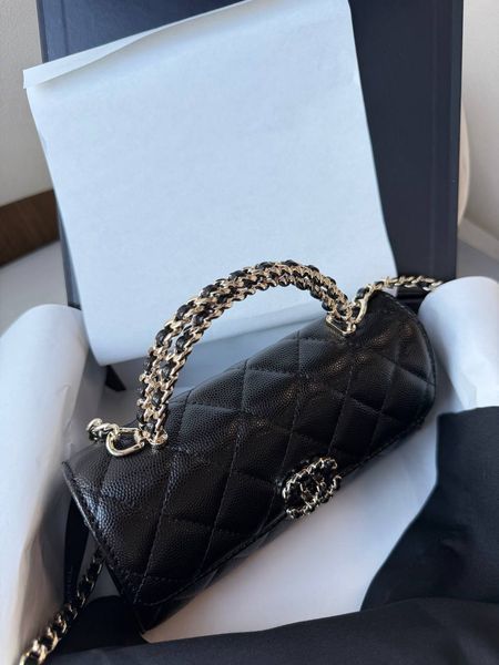 Сумка Chanel Top Handle Wallet with Chain in Black Quilted Caviar Leather with Gold Hardware 122 фото