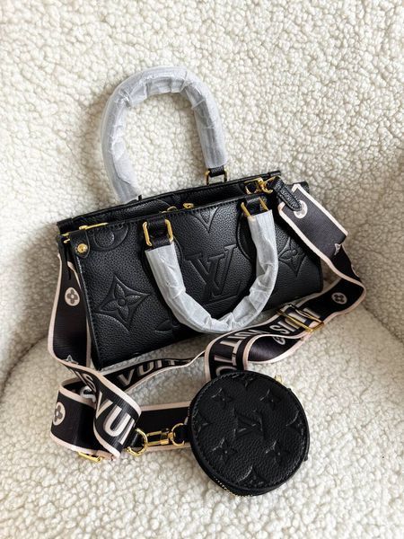 Сумка Louis Vuitton OnTheGo East West in Black Monogram Empreinte Leather 1035 фото