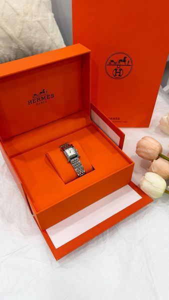 Часы Hermes Heure H 21mm Stainless Steel Ladies Watch 4224 фото