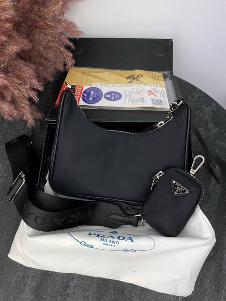 Сумка Prada Re-Edition 2005 Re-Nylon Bag Black/Silver Hardware 4001 фото