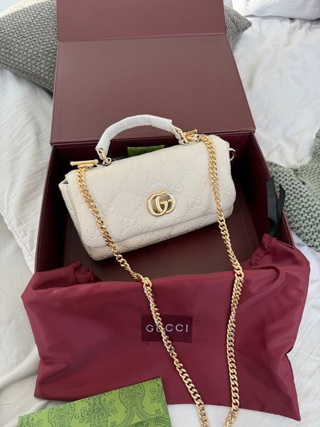 Сумка Gucci GG Milano Small Top Handle Bag in White Leather 438 фото