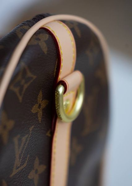 Сумка Louis Vuitton Speedy Bandouli&egrave;re 30 in Monogram Coated Canvas/Gold Hardware 605 фото