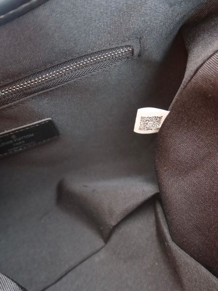 Сумка Louis Vuitton CarryAll Cargo Vibe PM Bag in Black Leather 171 фото