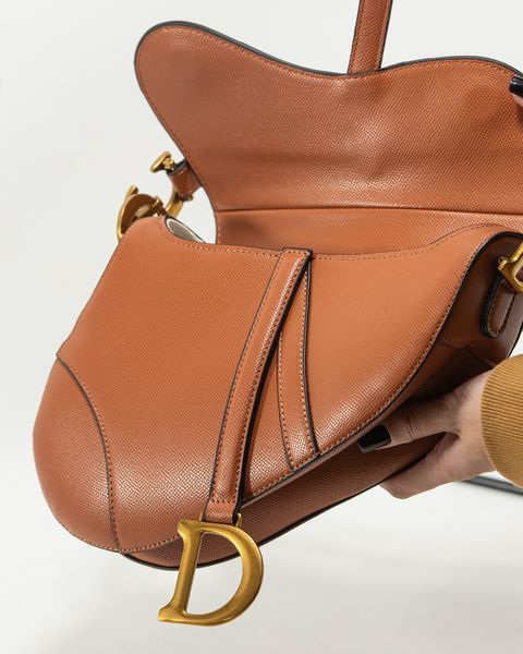 Сумка Dior Mini Saddle Bag with Strap Brown Grained Calfskin 0390 фото