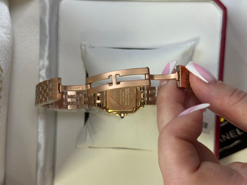 Часы Cartier Panthere de Cartier Small Ladies Watch in Rose Gold 642 фото
