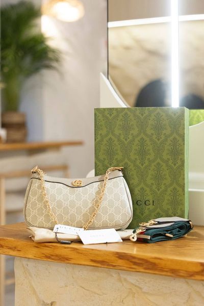 Сумка Gucci Ophidia Small Shoulder Bag in Beige and White GG Supreme Canvas/Gold Hardware 0556 фото