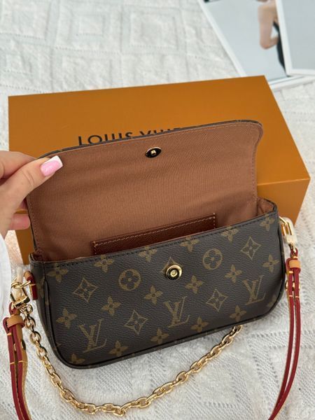 Сумка Louis Vuitton Wallet On Chain Ivy in Brown Monogram Coated Canvas/Gold Hardware 624 фото