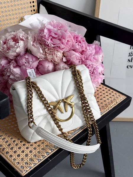 Сумка Pinko Love Bag Puff Butterfly Quilt White/Gold 1012 фото
