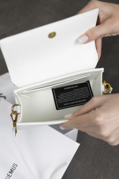 Сумка Jacquemus Le Chiquito Medium Bag White 0309 фото