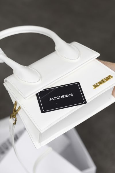 Сумка Jacquemus Le Chiquito Medium Bag White 0309 фото