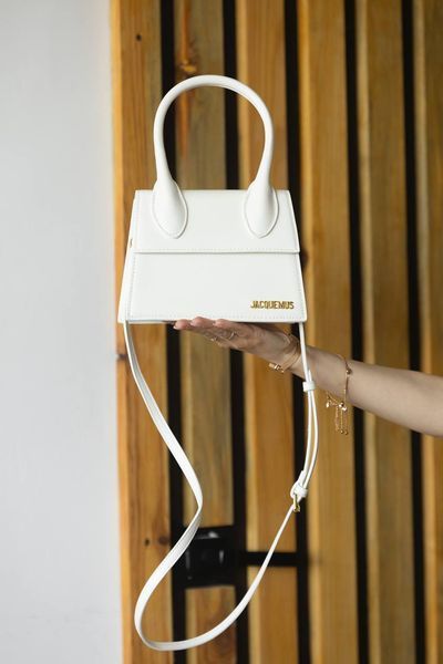 Сумка Jacquemus Le Chiquito Medium Bag White 0309 фото