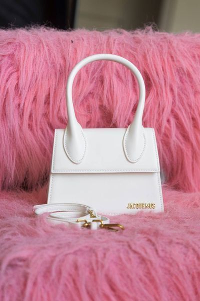 Сумка Jacquemus Le Chiquito Medium Bag White 0309 фото