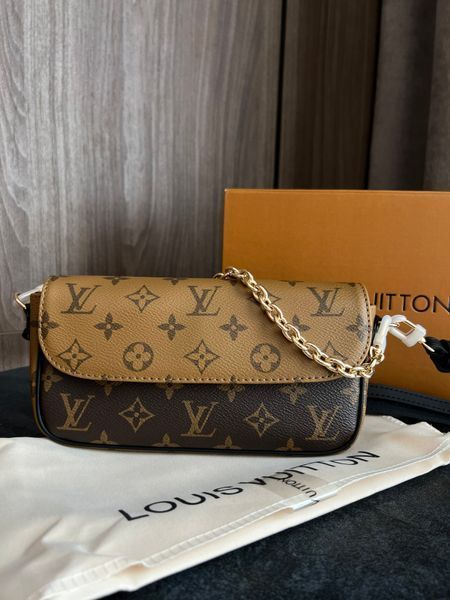 Сумка Louis Vuitton Wallet On Chain Ivy in Monogram Reverse Coated Canvas/Gold Hardware 624 фото