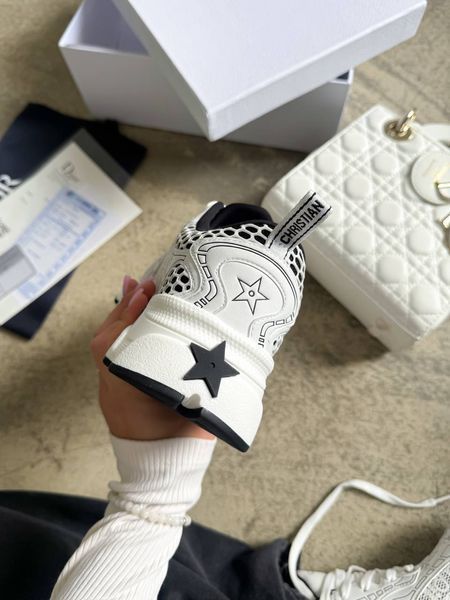 Жіночі кросівки Dior Chrono Sneaker White/Black 36 D110 фото