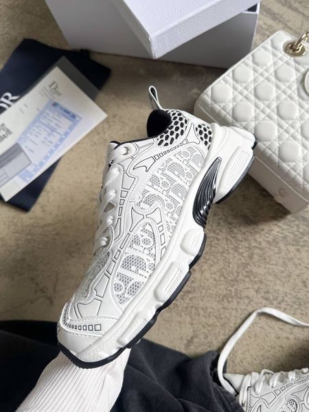 Жіночі кросівки Dior Chrono Sneaker White/Black 36 D110 фото