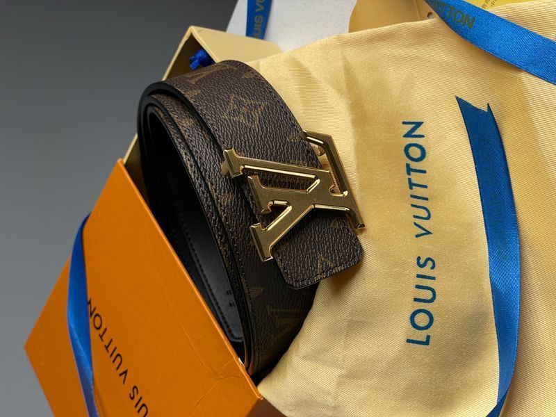 Ремінь Louis Vuitton Initials 35mm Monogram Belt Brown/Gold Buckle 66144 фото