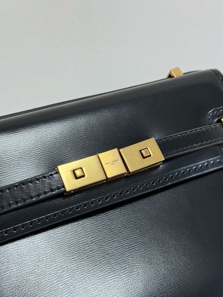 Сумка Saint Laurent Manhattan Mini Shoulder Bag in Black Leather 404 фото