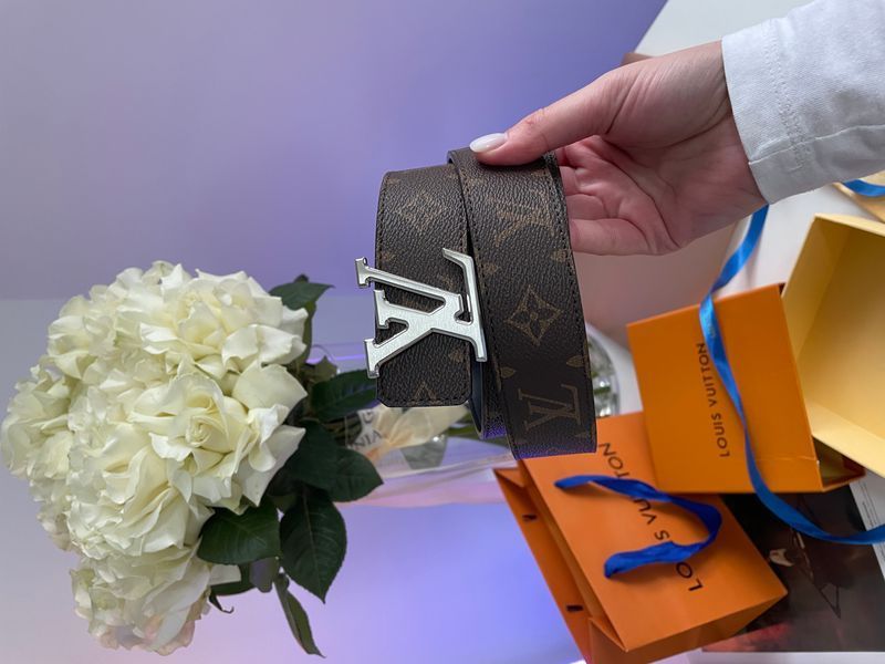 Ремінь Louis Vuitton Initials 35mm Monogram Belt Brown/Silver Buckle 66144 фото