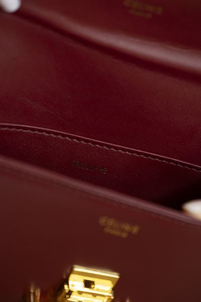 Cумка Celine Classique Triomphe Chain Shoulder Bag in Shiny Red Calfskin/Gold Hardware 0535 фото