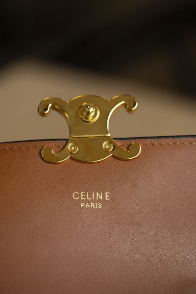 Сумка Celine Lola in Triomphe Canvas and Calfskin Tan 0536 фото