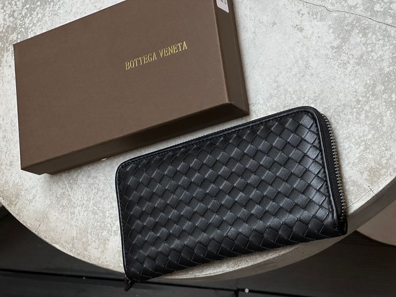 Кошелек Bottega Veneta Intrecciato Piccolo Zip Wallet Black 88184 фото