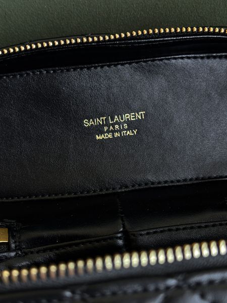 Сумка Saint Laurent Gaby Vanity Bag in Black Lambskin 0451 фото