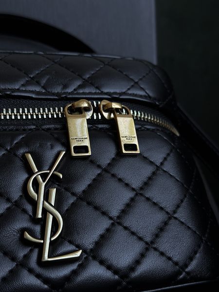 Сумка Saint Laurent Gaby Vanity Bag in Black Lambskin 0451 фото
