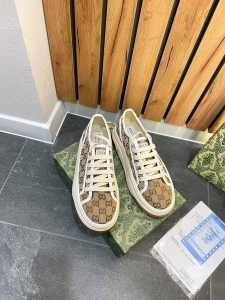 Жіночі кеди Gucci GG Interlocking G Platform Sneaker in Beige Canvas & Leather Premium 37 1404 фото