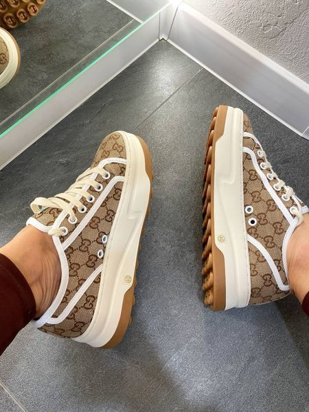Жіночі кеди Gucci GG Interlocking G Platform Sneaker in Beige Canvas & Leather Premium 37 1404 фото