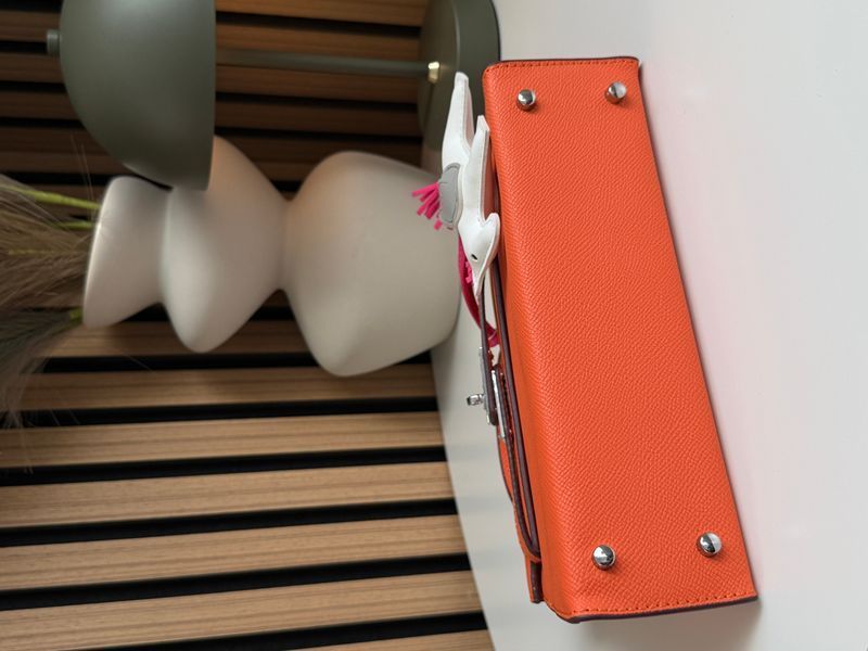 Сумка Hermes Mini Kelly 22 in Orange Epsom Leather/Palladium Hardware 111 фото