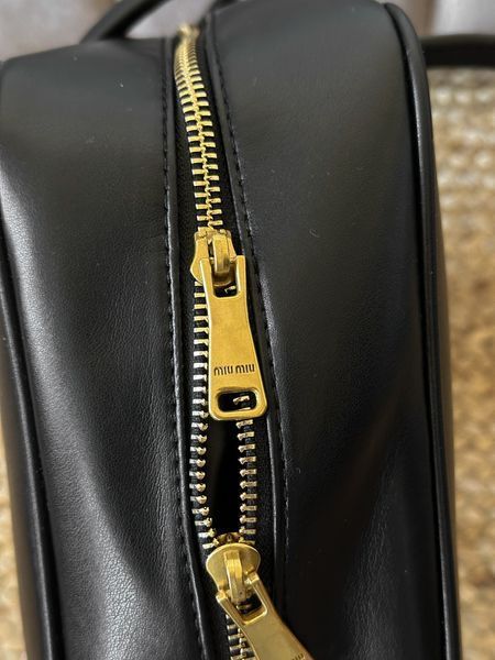 Сумка Miu Miu Arcadie Softy Handbag in Black Leather 0490 фото