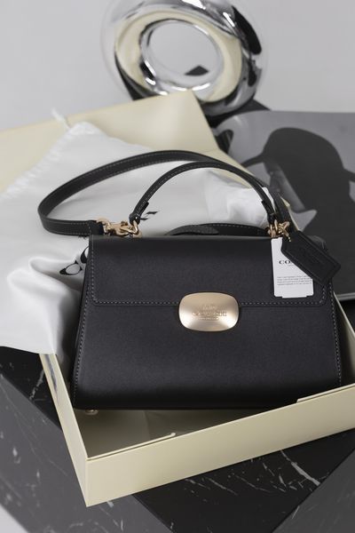 Сумка Coach Eliza Top Handle Bag in Leather Black 0462 фото
