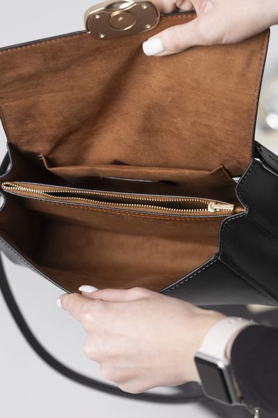 Сумка Coach Eliza Top Handle Bag in Leather Black 0462 фото