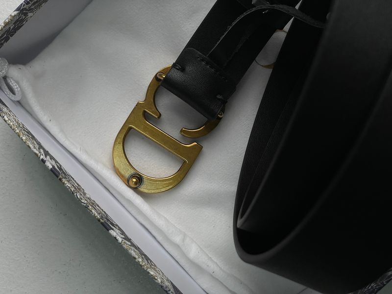 Ремінь Dior Saddle Belt Black Ultrasmooth Calfskin Gold 66136 фото