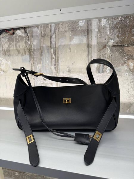 Сумка Balenciaga Bel Air Shoulder Bag Small in Black Smooth Calfskin/Aged-Gold Hardware 12592 фото